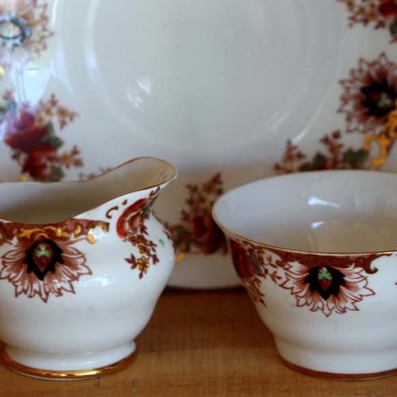 Vintage Royal Tara Ireland Fine Bone China Sugar Creamer Cake Serving Plate - Picture 11 of 13